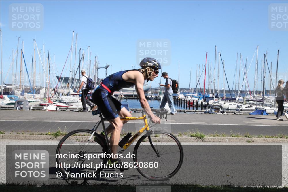 17.08.2025 - KN Förde Triathlon 2025 Yannick Fuchs http://msf.ph/oto/8620860 17.08.2025 12:57:59 Radfahren 415, 422, 492, 501, 513, 548 meine-sportfotos.de