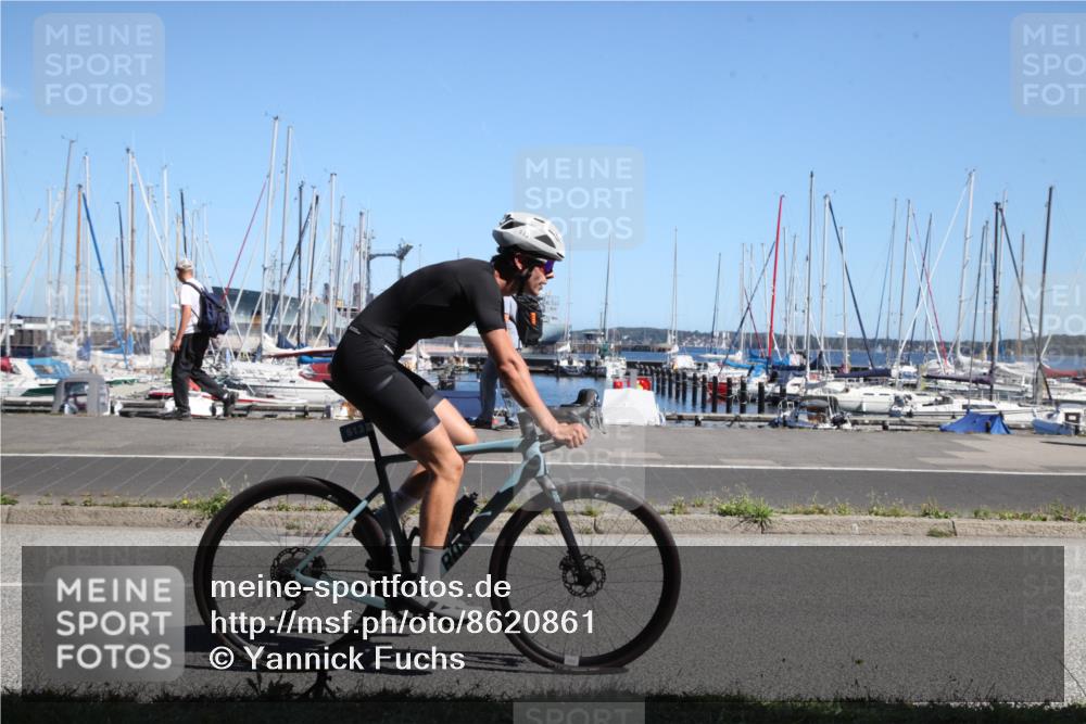 17.08.2025 - KN Förde Triathlon 2025 Yannick Fuchs http://msf.ph/oto/8620861 17.08.2025 12:58:00 Radfahren 415, 422, 492, 501, 513, 548 meine-sportfotos.de