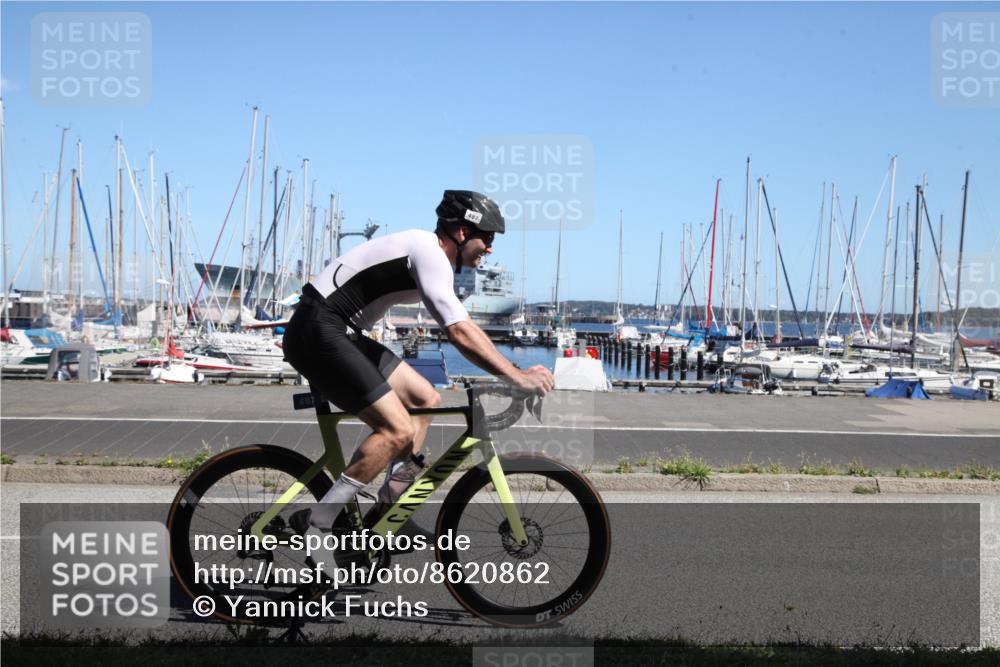 17.08.2025 - KN Förde Triathlon 2025 Yannick Fuchs http://msf.ph/oto/8620862 17.08.2025 12:58:05 Radfahren 422, 487, 501, 513 meine-sportfotos.de