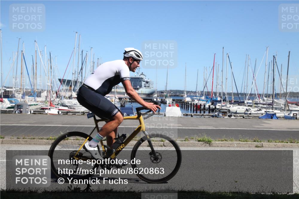 17.08.2025 - KN Förde Triathlon 2025 Yannick Fuchs http://msf.ph/oto/8620863 17.08.2025 12:58:09 Radfahren 487, 500, 506, 513 meine-sportfotos.de