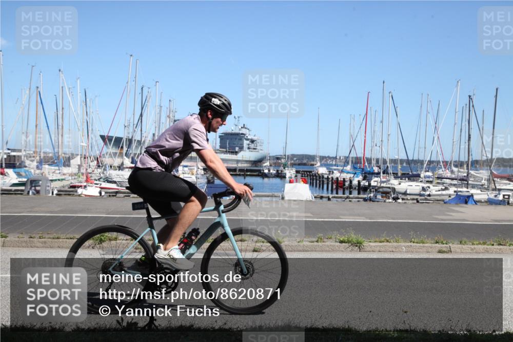 17.08.2025 - KN Förde Triathlon 2025 Yannick Fuchs http://msf.ph/oto/8620871 17.08.2025 12:58:24 Radfahren 403, 407, 408, 420, 486, 504, 507, 508 meine-sportfotos.de