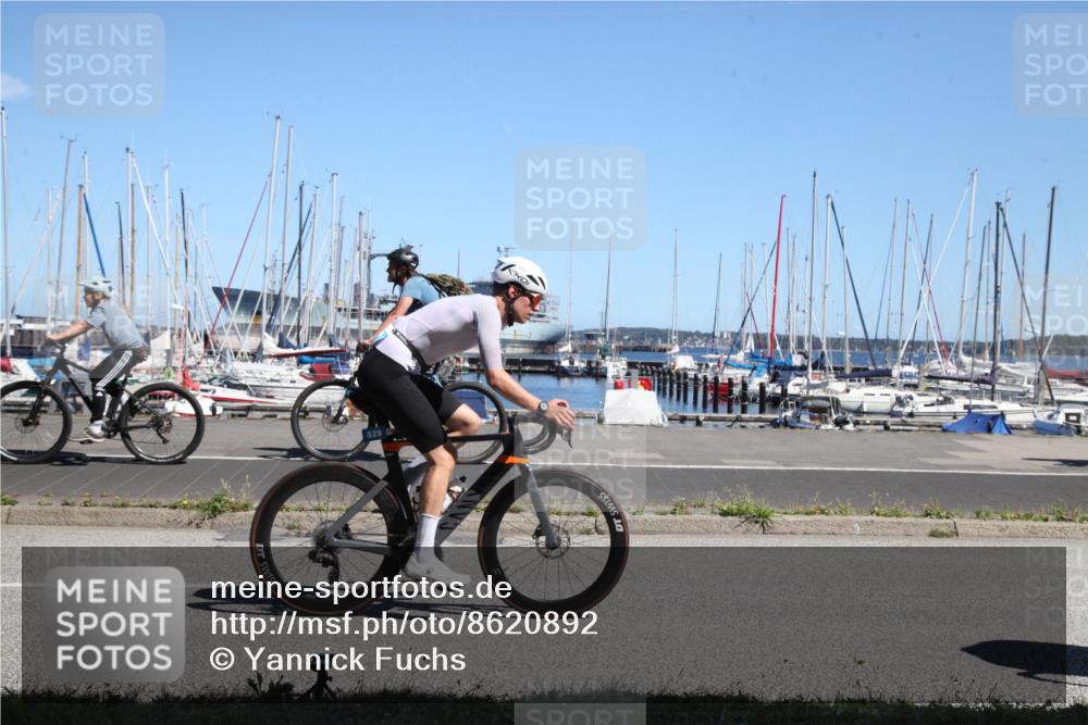 17.08.2025 - KN Förde Triathlon 2025 Yannick Fuchs http://msf.ph/oto/8620892 17.08.2025 12:59:16 Radfahren 397, 410, 423, 427, 431, 447, 519, 529, 532 meine-sportfotos.de