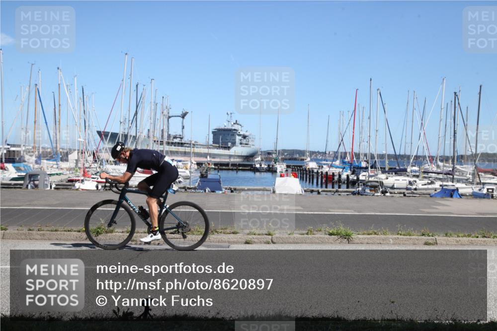 17.08.2025 - KN Förde Triathlon 2025 Yannick Fuchs http://msf.ph/oto/8620897 17.08.2025 12:59:24 Radfahren 410, 423, 424, 427, 529, 532 meine-sportfotos.de