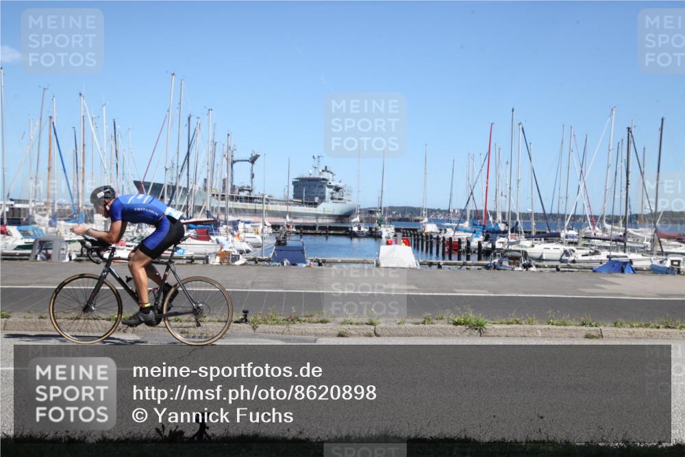17.08.2025 - KN Förde Triathlon 2025 Yannick Fuchs http://msf.ph/oto/8620898 17.08.2025 12:59:40 Radfahren 403, 408, 433 meine-sportfotos.de