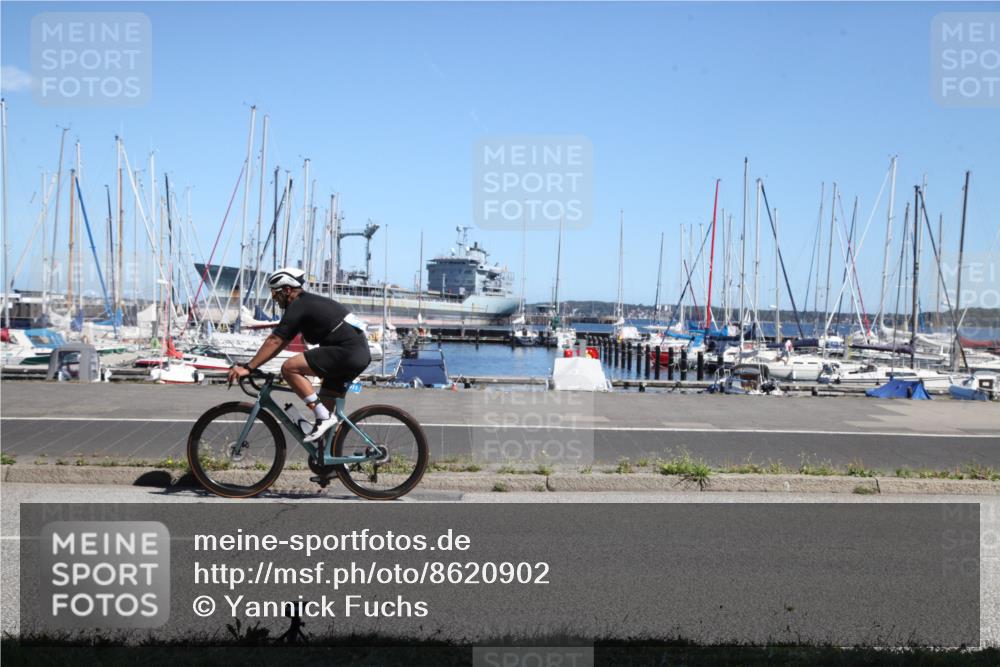 17.08.2025 - KN Förde Triathlon 2025 Yannick Fuchs http://msf.ph/oto/8620902 17.08.2025 12:59:51 Radfahren 403, 440, 457, 511 meine-sportfotos.de