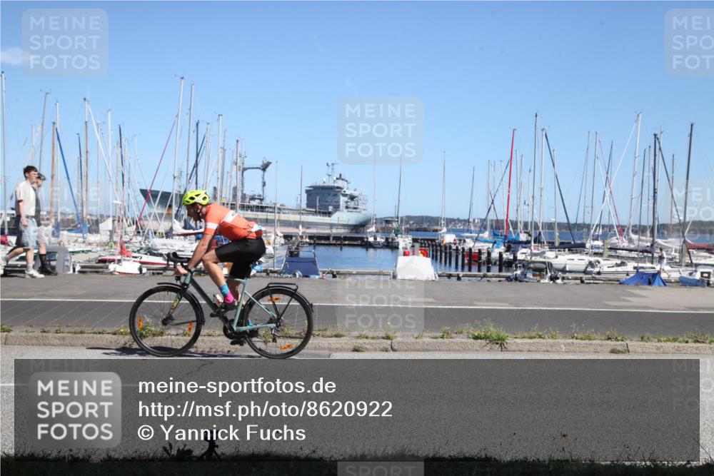 17.08.2025 - KN Förde Triathlon 2025 Yannick Fuchs http://msf.ph/oto/8620922 17.08.2025 13:00:37 Radfahren 512, 516, 522, 541, 546 meine-sportfotos.de