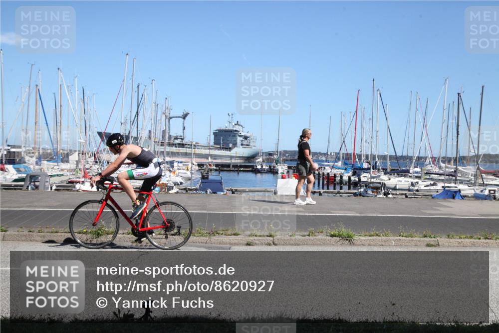 17.08.2025 - KN Förde Triathlon 2025 Yannick Fuchs http://msf.ph/oto/8620927 17.08.2025 13:00:47 Radfahren 395, 431, 447 meine-sportfotos.de