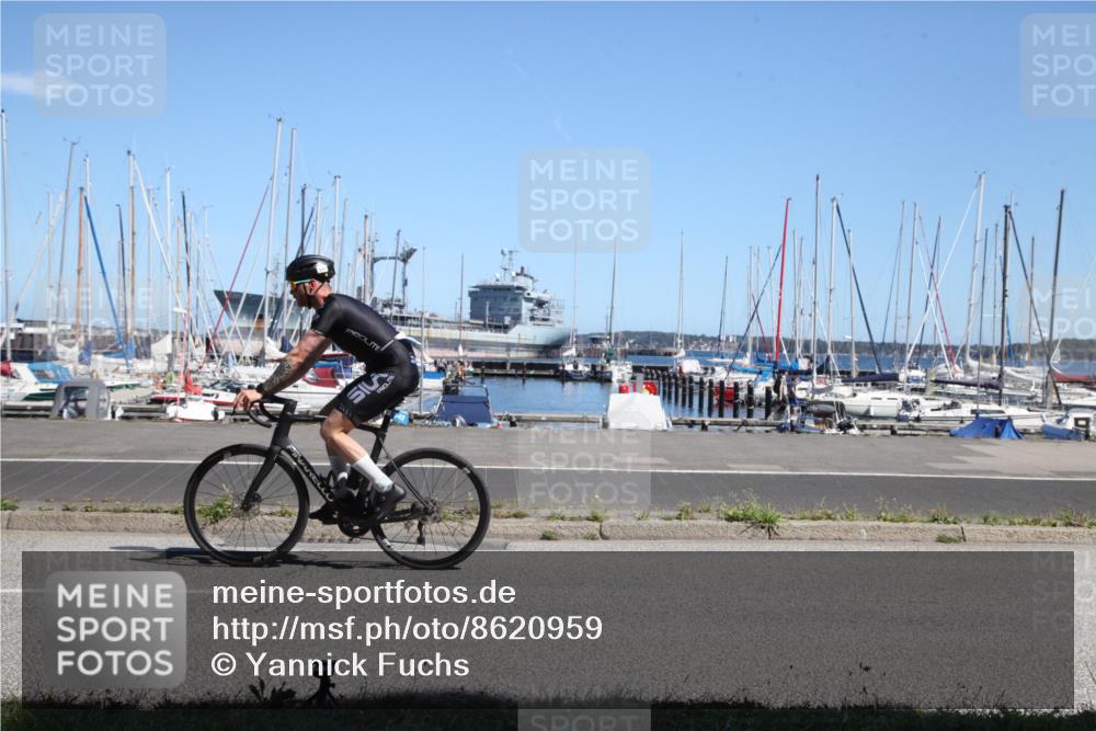 17.08.2025 - KN Förde Triathlon 2025 Yannick Fuchs http://msf.ph/oto/8620959 17.08.2025 13:01:59 Radfahren 450, 458, 502, 542 meine-sportfotos.de