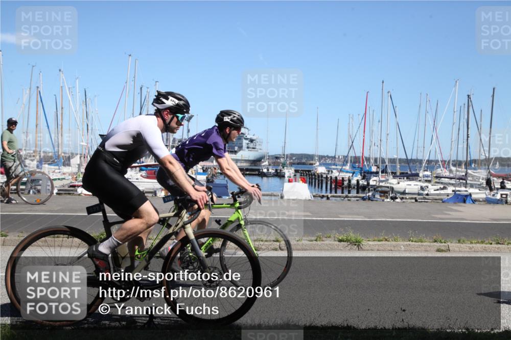17.08.2025 - KN Förde Triathlon 2025 Yannick Fuchs http://msf.ph/oto/8620961 17.08.2025 13:02:07 Radfahren 402, 516, 522, 527 meine-sportfotos.de