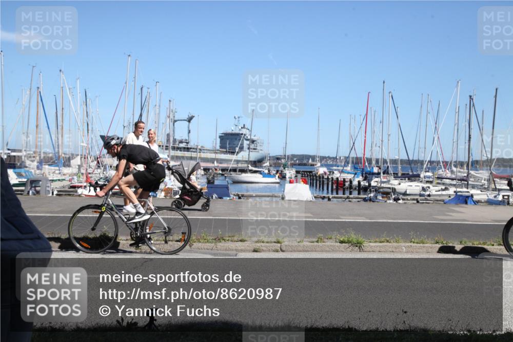 17.08.2025 - KN Förde Triathlon 2025 Yannick Fuchs http://msf.ph/oto/8620987 17.08.2025 13:03:11 Radfahren 398, 435, 437, 464, 473, 494, 509, 514, 515, 517, 520, 524, 549 meine-sportfotos.de