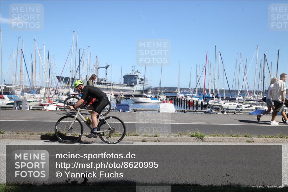 17.08.2025 - KN Förde Triathlon 2025 Yannick Fuchs http://msf.ph/oto/8620995 17.08.2025 13:03:17 Radfahren 398, 435, 437, 448, 464, 475, 494, 514, 515, 520, 524, 549 meine-sportfotos.de