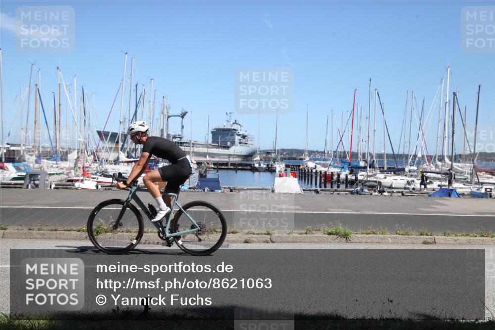 17.08.2025 - KN Förde Triathlon 2025 Yannick Fuchs http://msf.ph/oto/8621063 17.08.2025 13:05:49 Radfahren 412, 501, 513, 533 meine-sportfotos.de