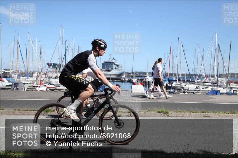 17.08.2025 - KN Förde Triathlon 2025 Yannick Fuchs http://msf.ph/oto/8621068 17.08.2025 13:06:05 Radfahren 421, 436, 453, 455, 483, 487, 500, 548 meine-sportfotos.de