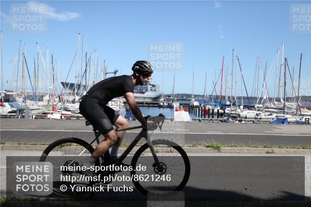 17.08.2025 - KN Förde Triathlon 2025 Yannick Fuchs http://msf.ph/oto/8621246 17.08.2025 13:12:58 Radfahren 395, 401, 406, 411, 435, 446, 452, 460, 469, 509, 512, 517, 535 meine-sportfotos.de