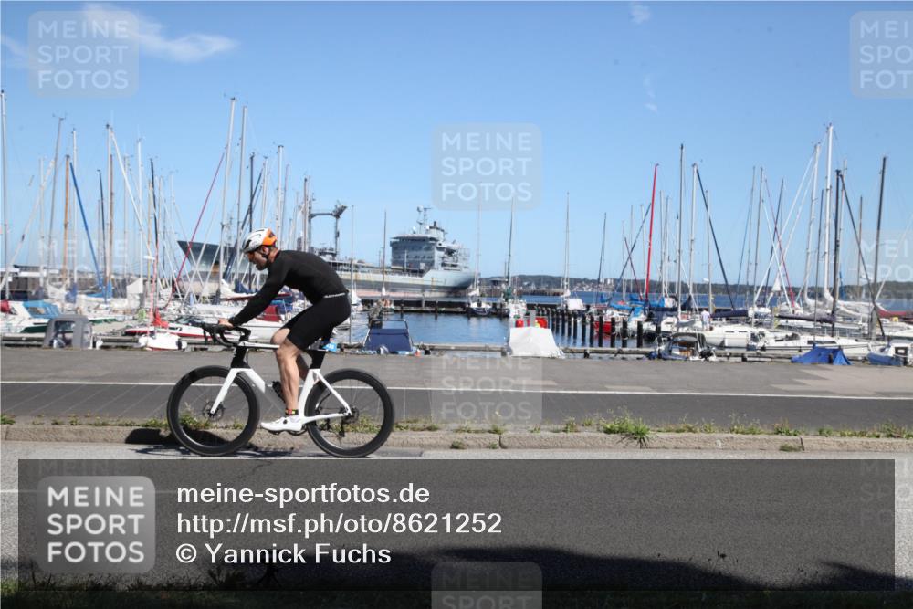 17.08.2025 - KN Förde Triathlon 2025 Yannick Fuchs http://msf.ph/oto/8621252 17.08.2025 13:13:03 Radfahren 395, 402, 406, 411, 435, 446, 460, 467, 469, 517, 520, 527, 535 meine-sportfotos.de