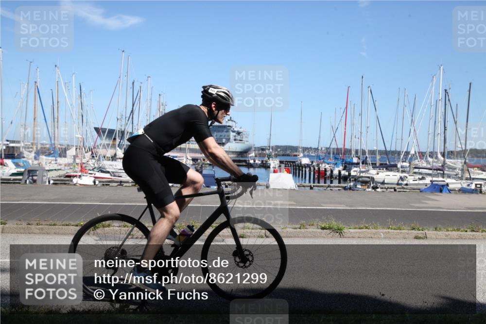 17.08.2025 - KN Förde Triathlon 2025 Yannick Fuchs http://msf.ph/oto/8621299 17.08.2025 13:14:58 Radfahren 501, 549 meine-sportfotos.de