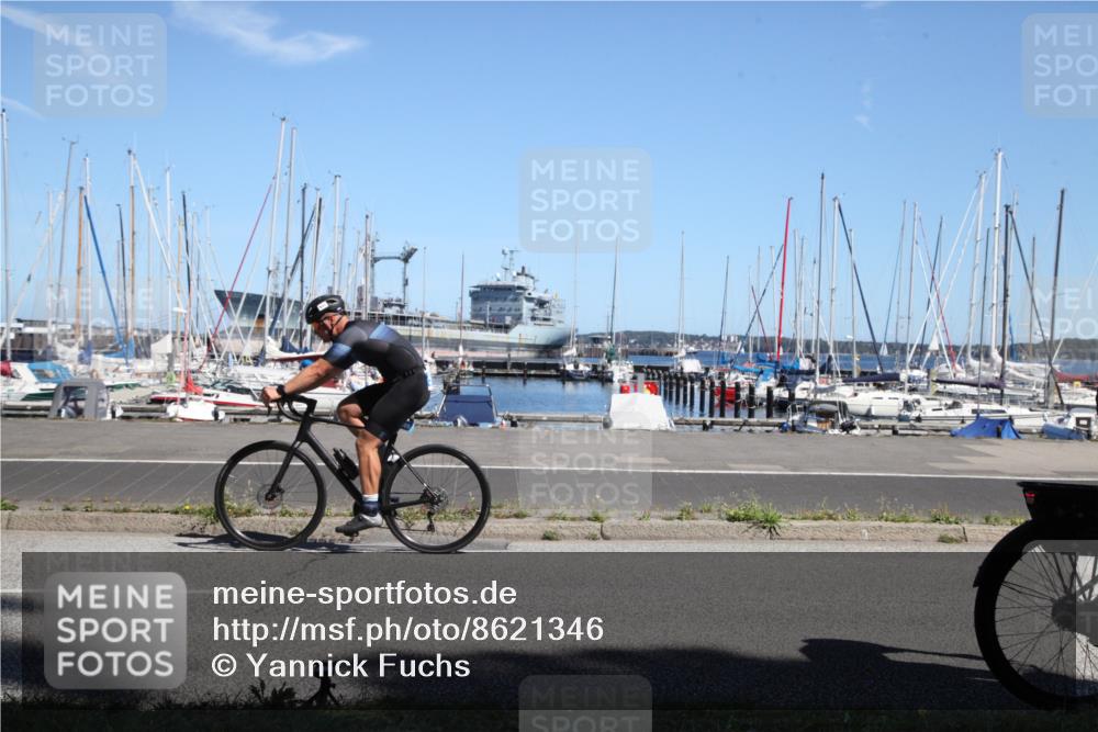 17.08.2025 - KN Förde Triathlon 2025 Yannick Fuchs http://msf.ph/oto/8621346 17.08.2025 13:16:42 Radfahren 407, 495, 505, 506, 515, 531 meine-sportfotos.de