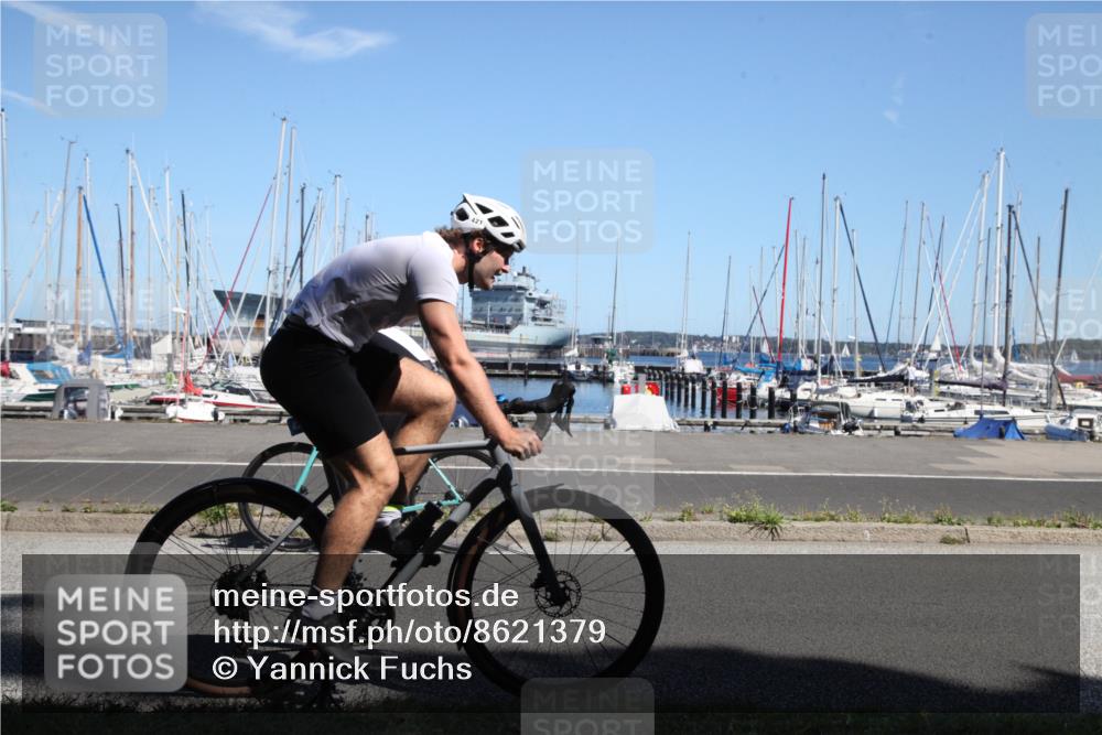 17.08.2025 - KN Förde Triathlon 2025 Yannick Fuchs http://msf.ph/oto/8621379 17.08.2025 13:17:52 Radfahren 357, 397, 421, 427, 433, 455, 462, 532, 548 meine-sportfotos.de