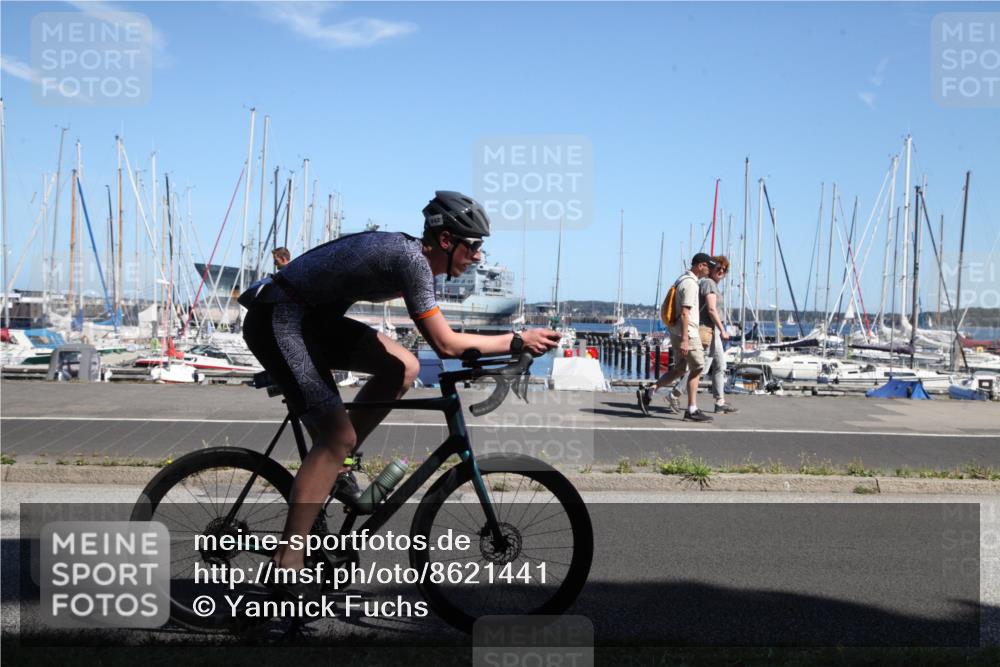 17.08.2025 - KN Förde Triathlon 2025 Yannick Fuchs http://msf.ph/oto/8621441 17.08.2025 13:20:28 Radfahren 411, 434, 437, 442, 456, 467, 526, 541 meine-sportfotos.de