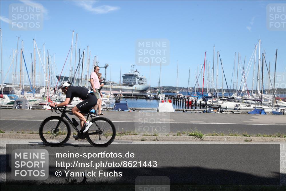 17.08.2025 - KN Förde Triathlon 2025 Yannick Fuchs http://msf.ph/oto/8621443 17.08.2025 13:20:33 Radfahren 411, 437, 442, 456, 460, 467, 486, 522, 541 meine-sportfotos.de