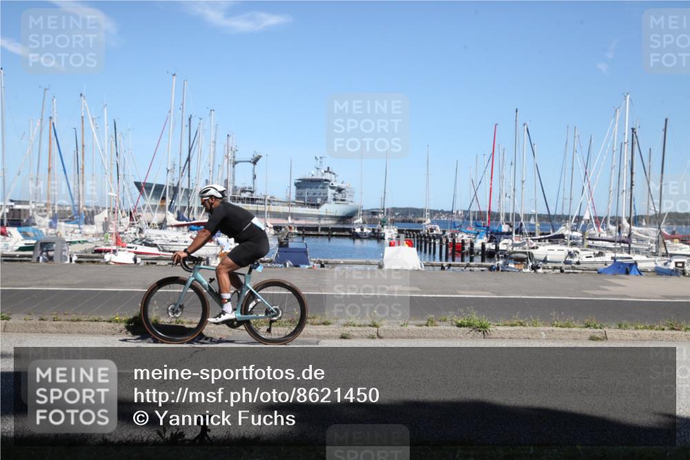17.08.2025 - KN Förde Triathlon 2025 Yannick Fuchs http://msf.ph/oto/8621450 17.08.2025 13:20:44 Radfahren 438, 486, 511 meine-sportfotos.de
