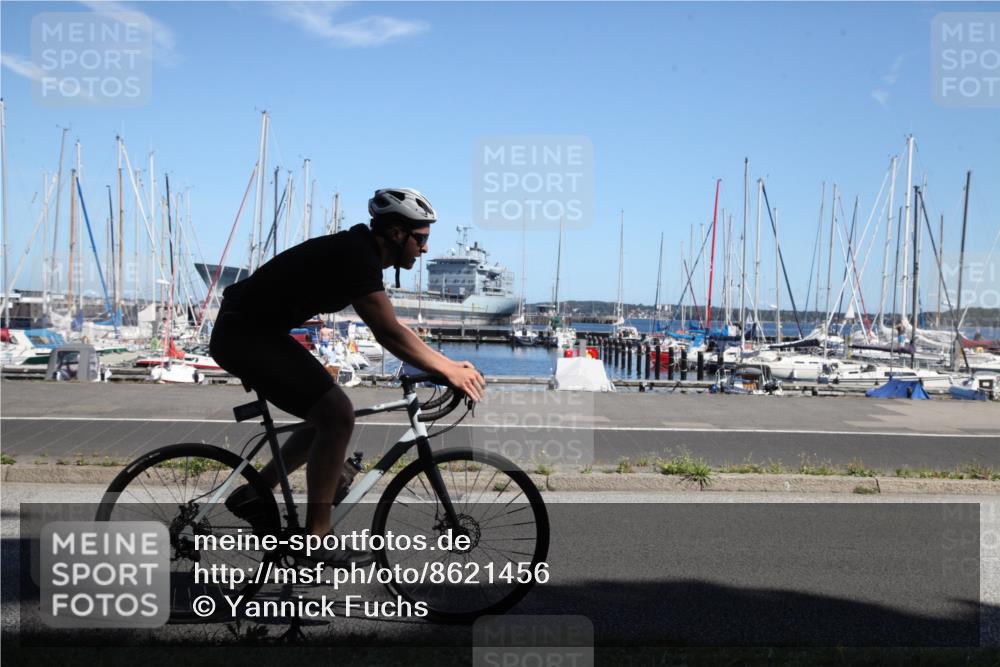 17.08.2025 - KN Förde Triathlon 2025 Yannick Fuchs http://msf.ph/oto/8621456 17.08.2025 13:21:00 Radfahren 410, 473, 496, 525, 528, 546 meine-sportfotos.de