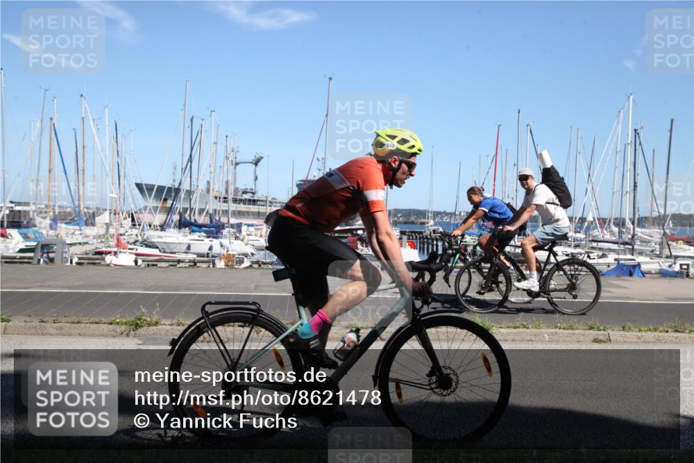 17.08.2025 - KN Förde Triathlon 2025 Yannick Fuchs http://msf.ph/oto/8621478 17.08.2025 13:22:08 Radfahren 437, 460, 467, 522 meine-sportfotos.de