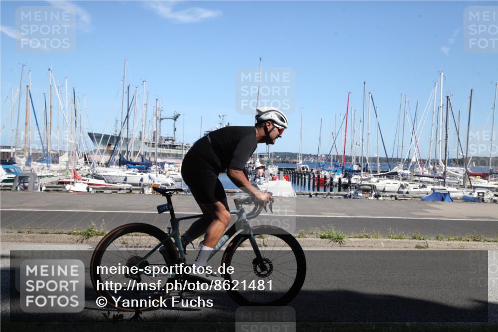 17.08.2025 - KN Förde Triathlon 2025 Yannick Fuchs http://msf.ph/oto/8621481 17.08.2025 13:22:21 Radfahren 464, 475, 511, 527 meine-sportfotos.de