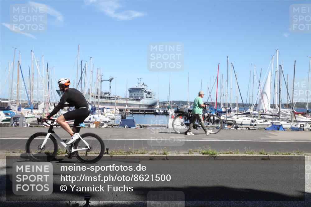 17.08.2025 - KN Förde Triathlon 2025 Yannick Fuchs http://msf.ph/oto/8621500 17.08.2025 13:23:21 Radfahren 435, 452, 469, 471, 481, 520 meine-sportfotos.de