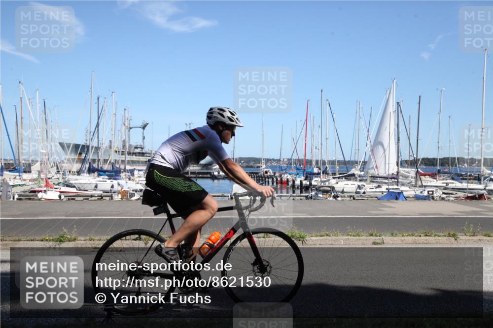 17.08.2025 - KN Förde Triathlon 2025 Yannick Fuchs http://msf.ph/oto/8621530 17.08.2025 13:24:58 Radfahren 452, 469 meine-sportfotos.de
