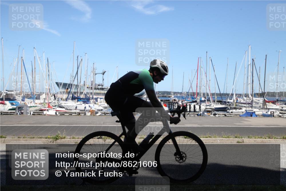 17.08.2025 - KN Förde Triathlon 2025 Yannick Fuchs http://msf.ph/oto/8621606 17.08.2025 13:28:38 Radfahren 479, 506 meine-sportfotos.de