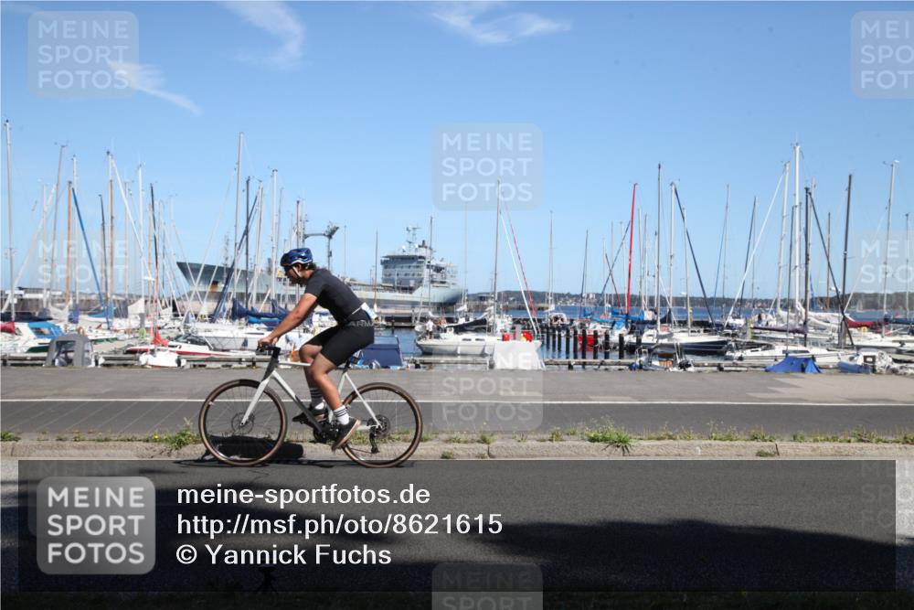 17.08.2025 - KN Förde Triathlon 2025 Yannick Fuchs http://msf.ph/oto/8621615 17.08.2025 13:29:12 Radfahren 357, 526 meine-sportfotos.de