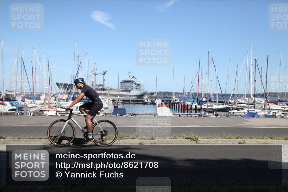 17.08.2025 - KN Förde Triathlon 2025 Yannick Fuchs http://msf.ph/oto/8621708 17.08.2025 13:39:53 Radfahren 526, 536 meine-sportfotos.de