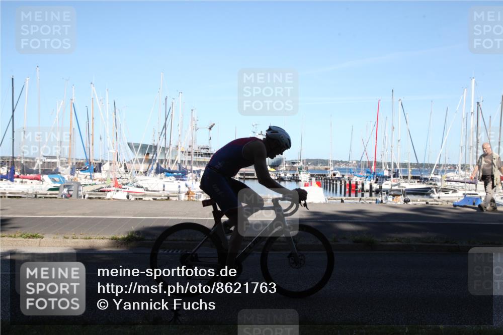 17.08.2025 - KN Förde Triathlon 2025 Yannick Fuchs http://msf.ph/oto/8621763 17.08.2025 14:57:31 Radfahren 7, 8 meine-sportfotos.de