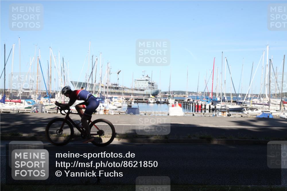 17.08.2025 - KN Förde Triathlon 2025 Yannick Fuchs http://msf.ph/oto/8621850 17.08.2025 15:26:25 Radfahren 13, 31, 33 meine-sportfotos.de