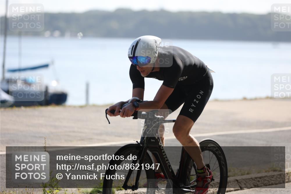 17.08.2025 - KN Förde Triathlon 2025 Yannick Fuchs http://msf.ph/oto/8621947 17.08.2025 11:00:15 Radfahren 267, 261, 266 meine-sportfotos.de