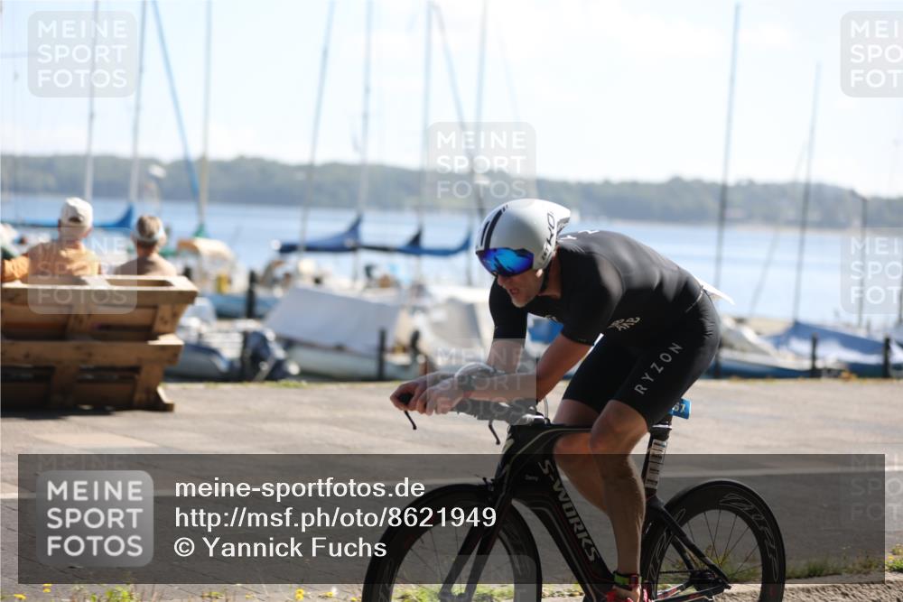 17.08.2025 - KN Förde Triathlon 2025 Yannick Fuchs http://msf.ph/oto/8621949 17.08.2025 11:00:16 Radfahren 267, 261, 266 meine-sportfotos.de