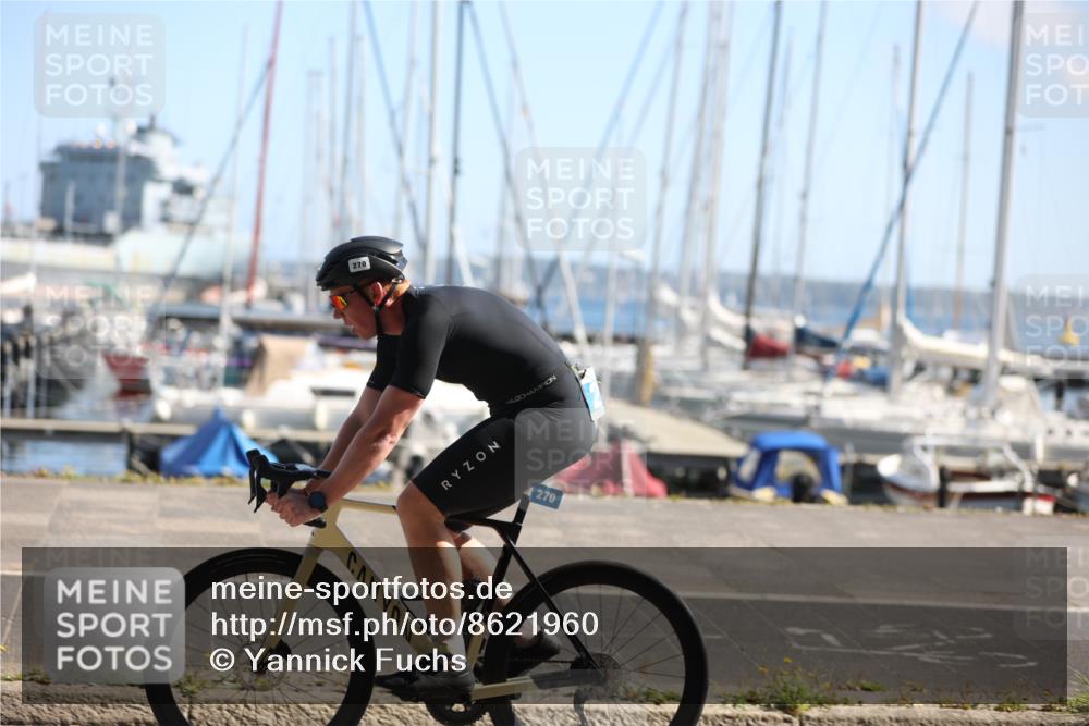 17.08.2025 - KN Förde Triathlon 2025 Yannick Fuchs http://msf.ph/oto/8621960 17.08.2025 11:01:02 Radfahren 264, 270, 275, 264 meine-sportfotos.de