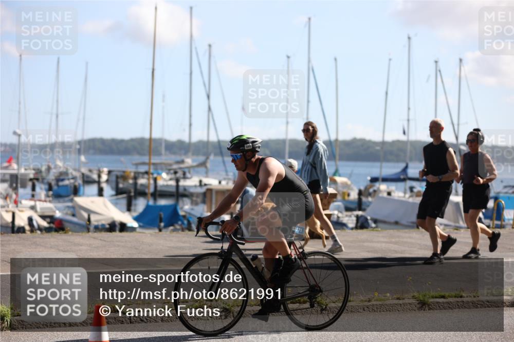 17.08.2025 - KN Förde Triathlon 2025 Yannick Fuchs http://msf.ph/oto/8621991 17.08.2025 11:01:58 Radfahren 271 meine-sportfotos.de