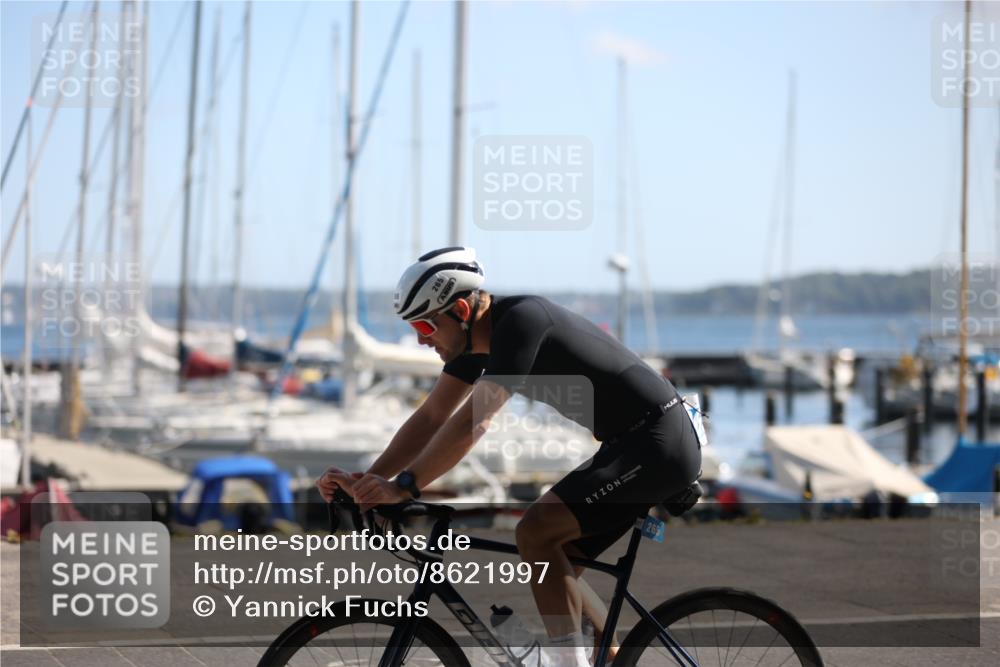 17.08.2025 - KN Förde Triathlon 2025 Yannick Fuchs http://msf.ph/oto/8621997 17.08.2025 11:02:20 Radfahren 265, 272, 283 meine-sportfotos.de