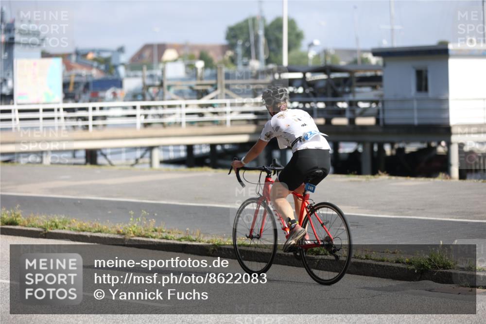 17.08.2025 - KN Förde Triathlon 2025 Yannick Fuchs http://msf.ph/oto/8622083 17.08.2025 09:46:07 Radfahren 121, 168, 243, 249 meine-sportfotos.de