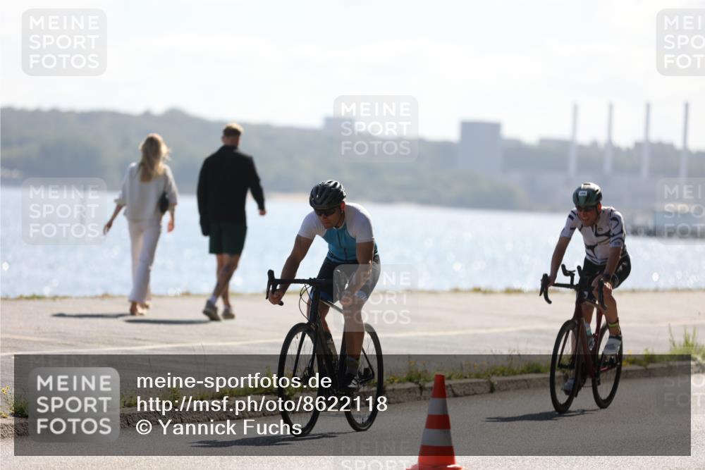 17.08.2025 - KN Förde Triathlon 2025 Yannick Fuchs http://msf.ph/oto/8622118 17.08.2025 11:06:23 Radfahren 297, 299 meine-sportfotos.de