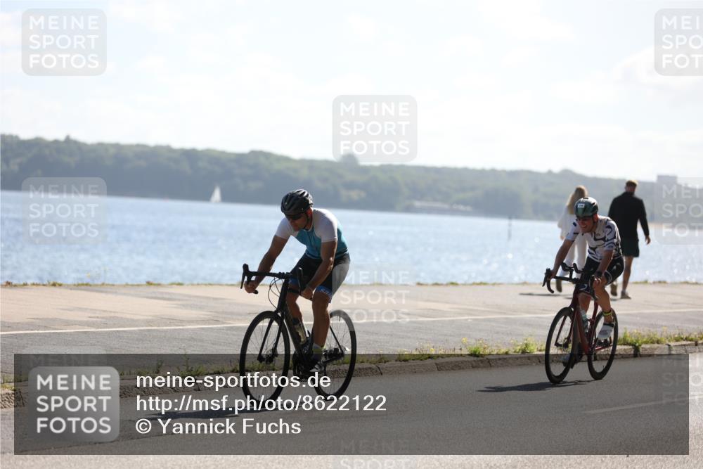 17.08.2025 - KN Förde Triathlon 2025 Yannick Fuchs http://msf.ph/oto/8622122 17.08.2025 11:06:24 Radfahren 297, 299 meine-sportfotos.de