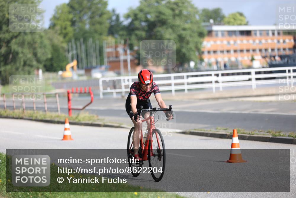 17.08.2025 - KN Förde Triathlon 2025 Yannick Fuchs http://msf.ph/oto/8622204 17.08.2025 09:46:59 Radfahren 143, 200, 116, 166 meine-sportfotos.de