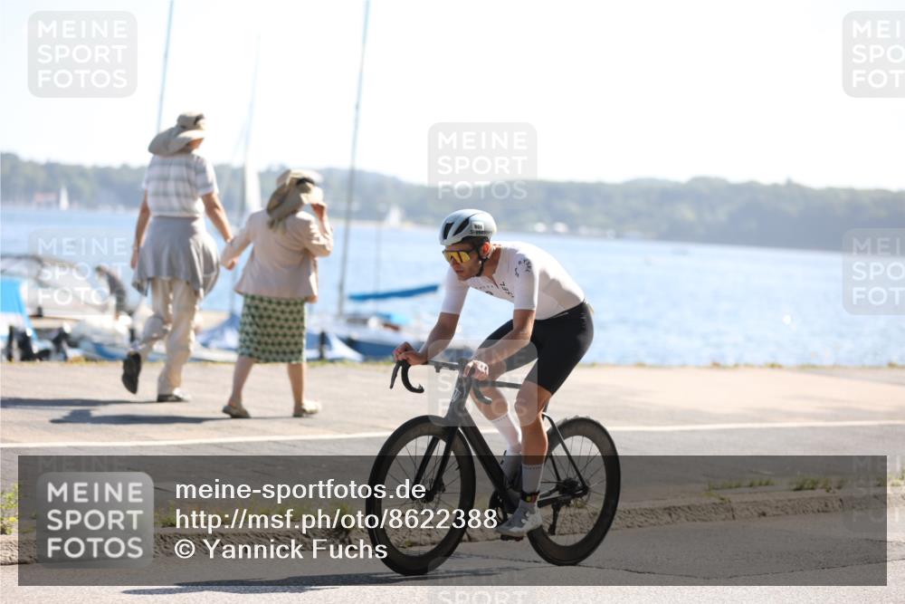 17.08.2025 - KN Förde Triathlon 2025 Yannick Fuchs http://msf.ph/oto/8622388 17.08.2025 11:09:27 Radfahren 266, 312, 316, 331, 608, 279, 312, 358 meine-sportfotos.de