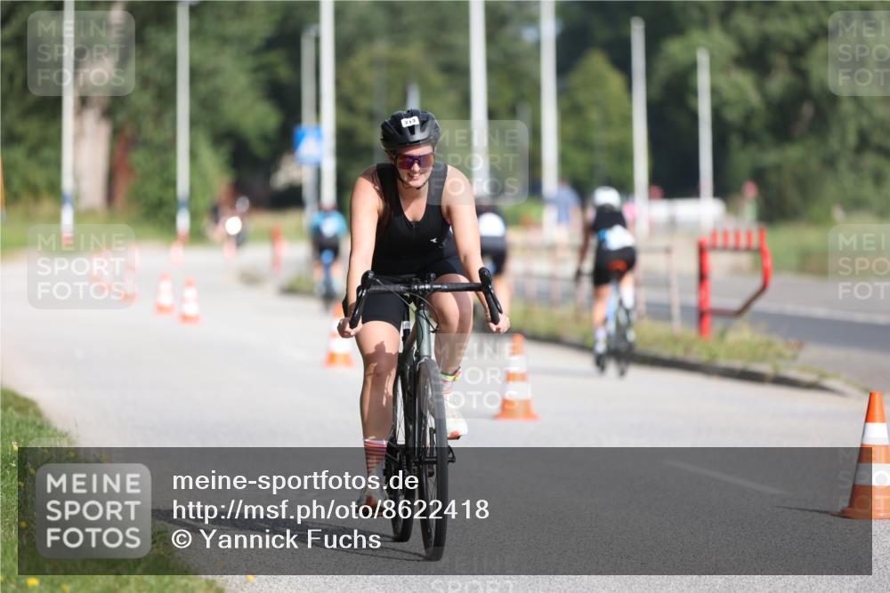 17.08.2025 - KN Förde Triathlon 2025 Yannick Fuchs http://msf.ph/oto/8622418 17.08.2025 09:48:43 Radfahren 189, 213, 106, 159, 194 meine-sportfotos.de