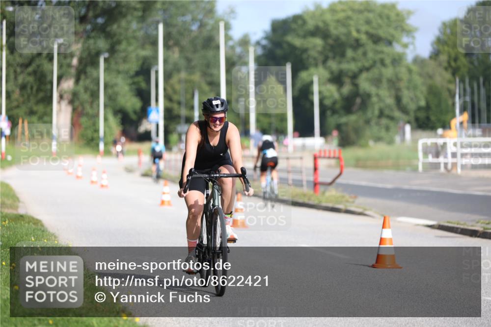 17.08.2025 - KN Förde Triathlon 2025 Yannick Fuchs http://msf.ph/oto/8622421 17.08.2025 09:48:43 Radfahren 189, 213, 106, 159, 194 meine-sportfotos.de
