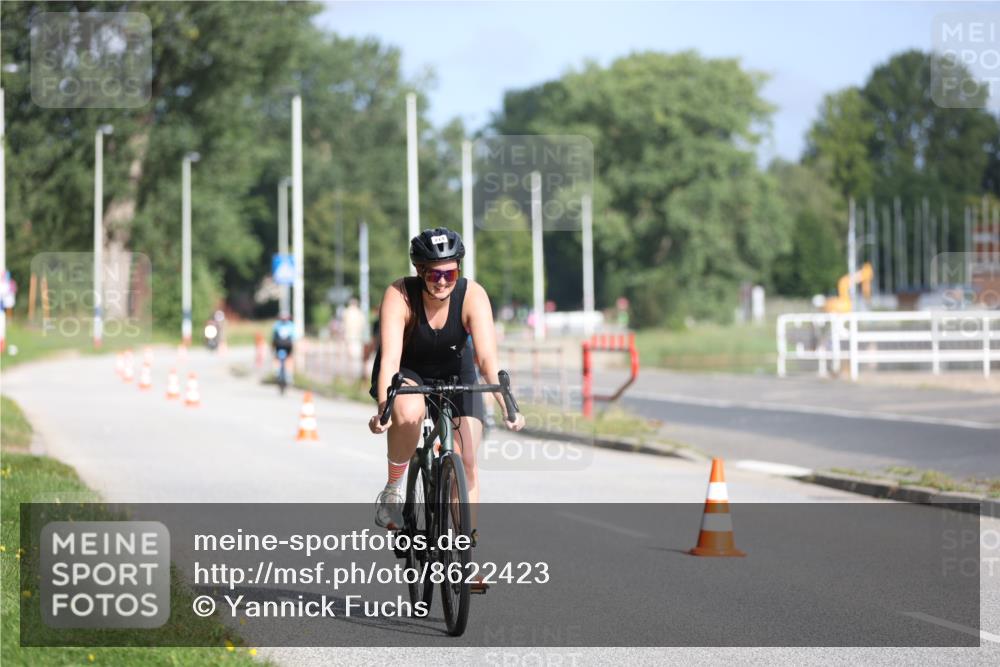 17.08.2025 - KN Förde Triathlon 2025 Yannick Fuchs http://msf.ph/oto/8622423 17.08.2025 09:48:43 Radfahren 189, 213, 106, 159, 194 meine-sportfotos.de