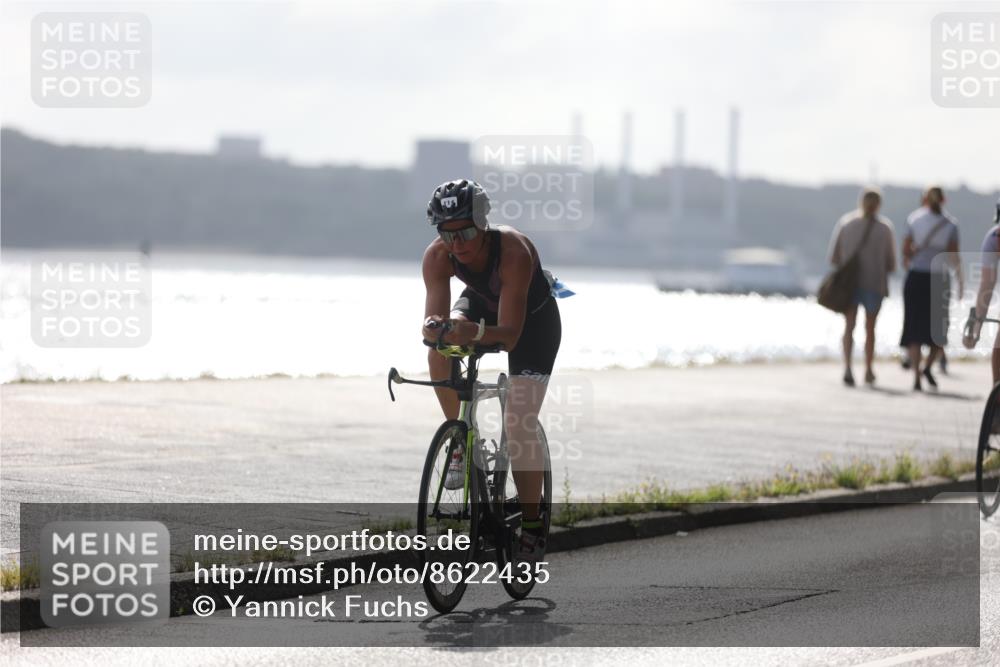 17.08.2025 - KN Förde Triathlon 2025 Yannick Fuchs http://msf.ph/oto/8622435 17.08.2025 09:48:57 Radfahren 103, 114, 137 meine-sportfotos.de