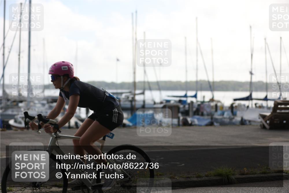 17.08.2025 - KN Förde Triathlon 2025 Yannick Fuchs http://msf.ph/oto/8622736 17.08.2025 09:51:55 Radfahren 175, 176, 182, 198, 202, 224, 136, 254 meine-sportfotos.de